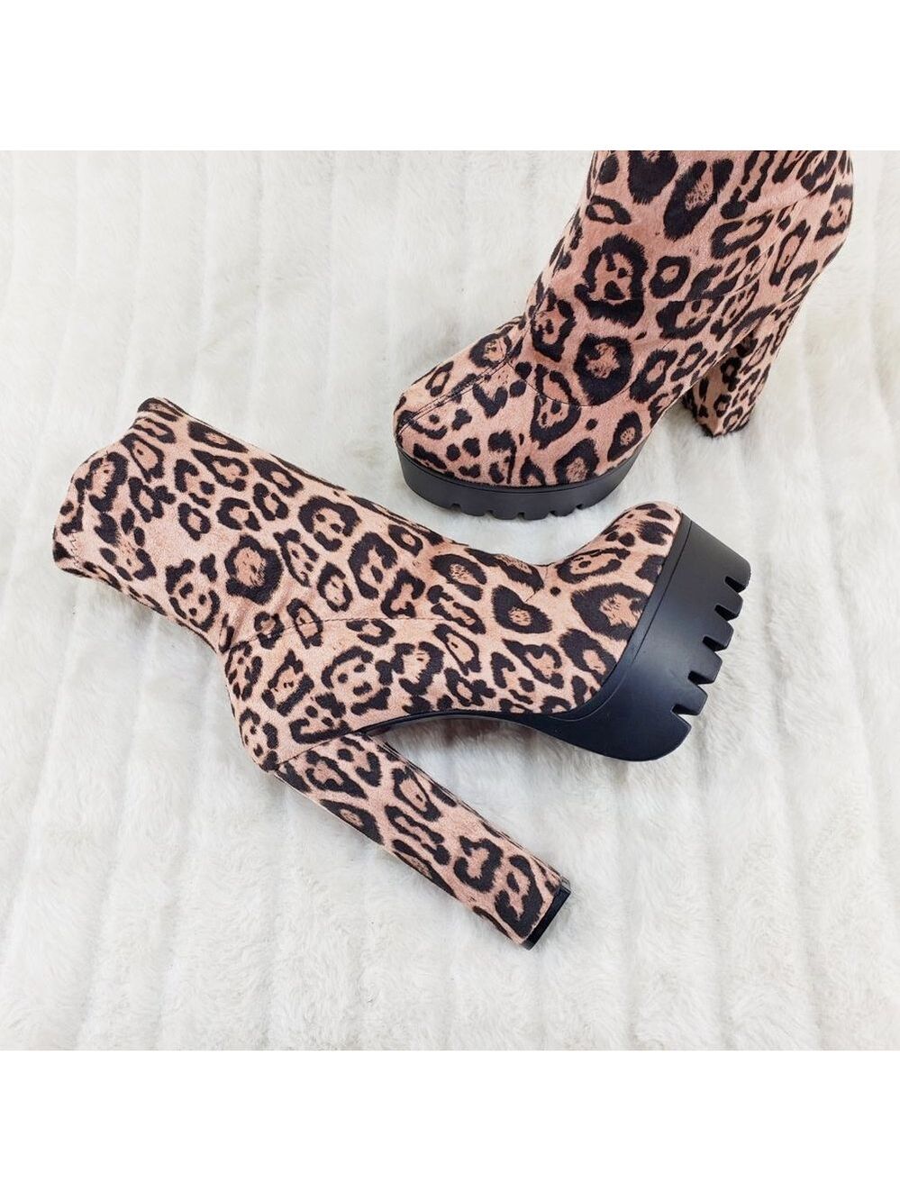 Sexy Erin Stretch Leopard Print 6" Chunky Heel Platform Lug Sole Ankle Boots - Picture 7 of 11